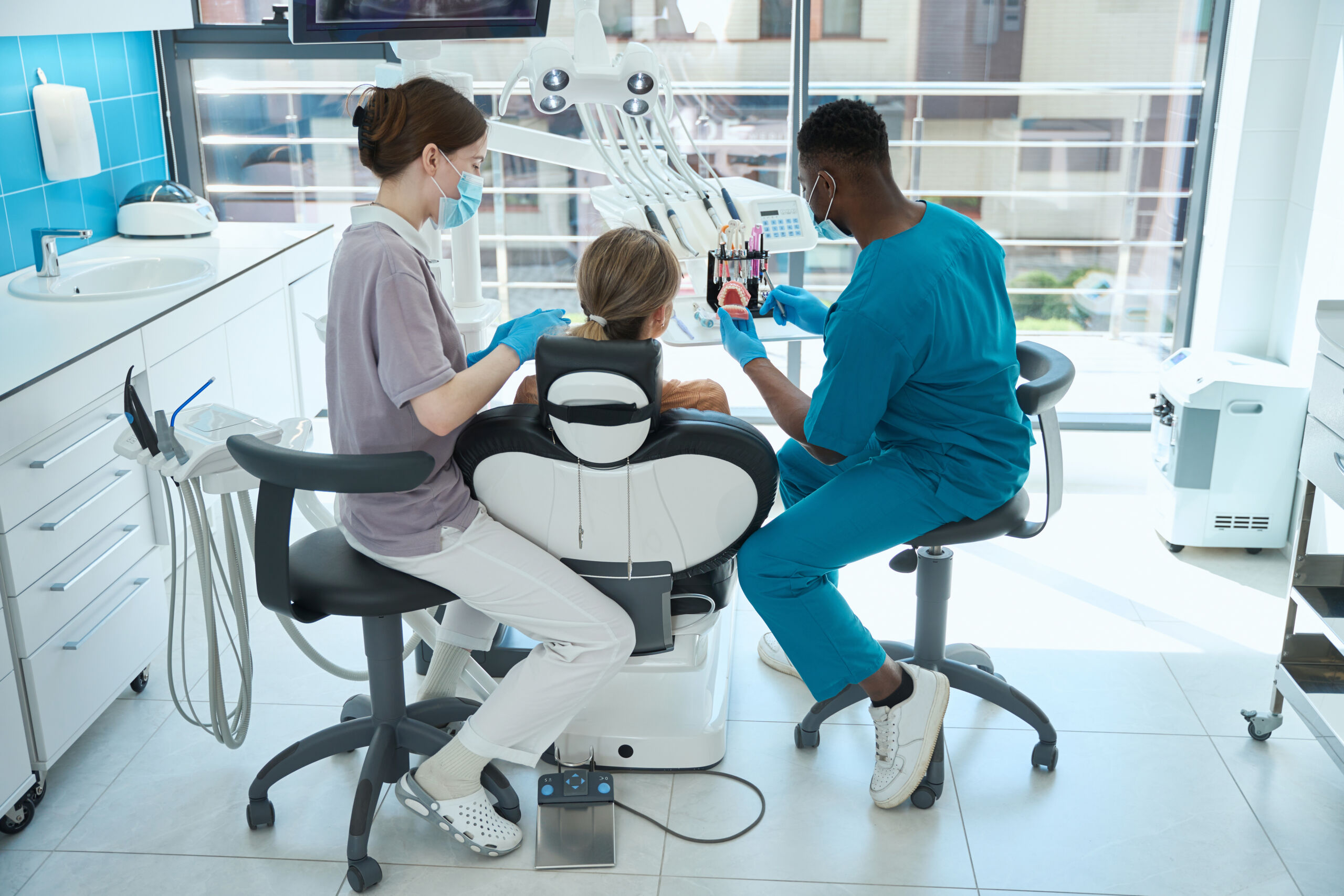 Comprehensive dental service with child-friendly care